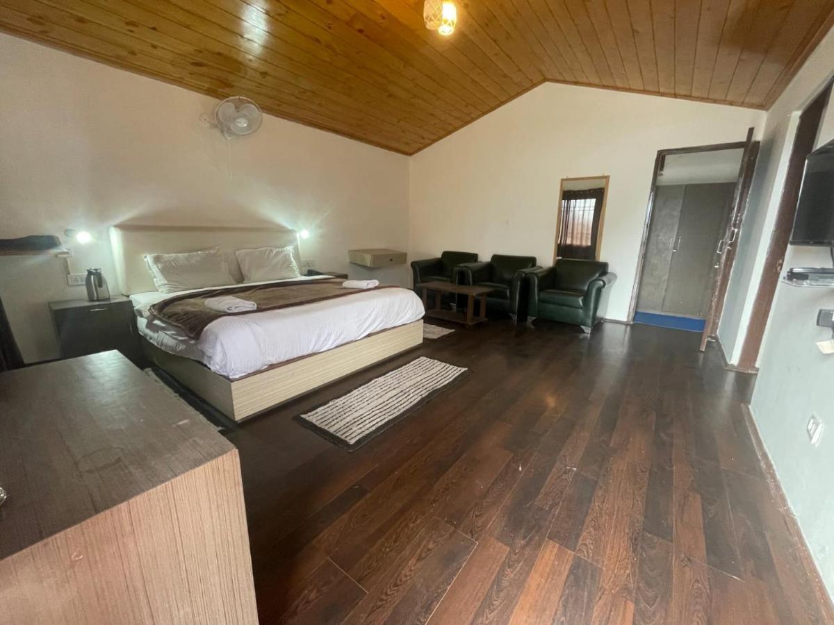Flora Hills View Hotel Manali  Ngoại thất bức ảnh