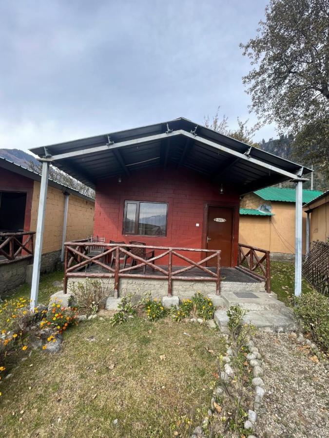 Flora Hills View Hotel Manali  Ngoại thất bức ảnh